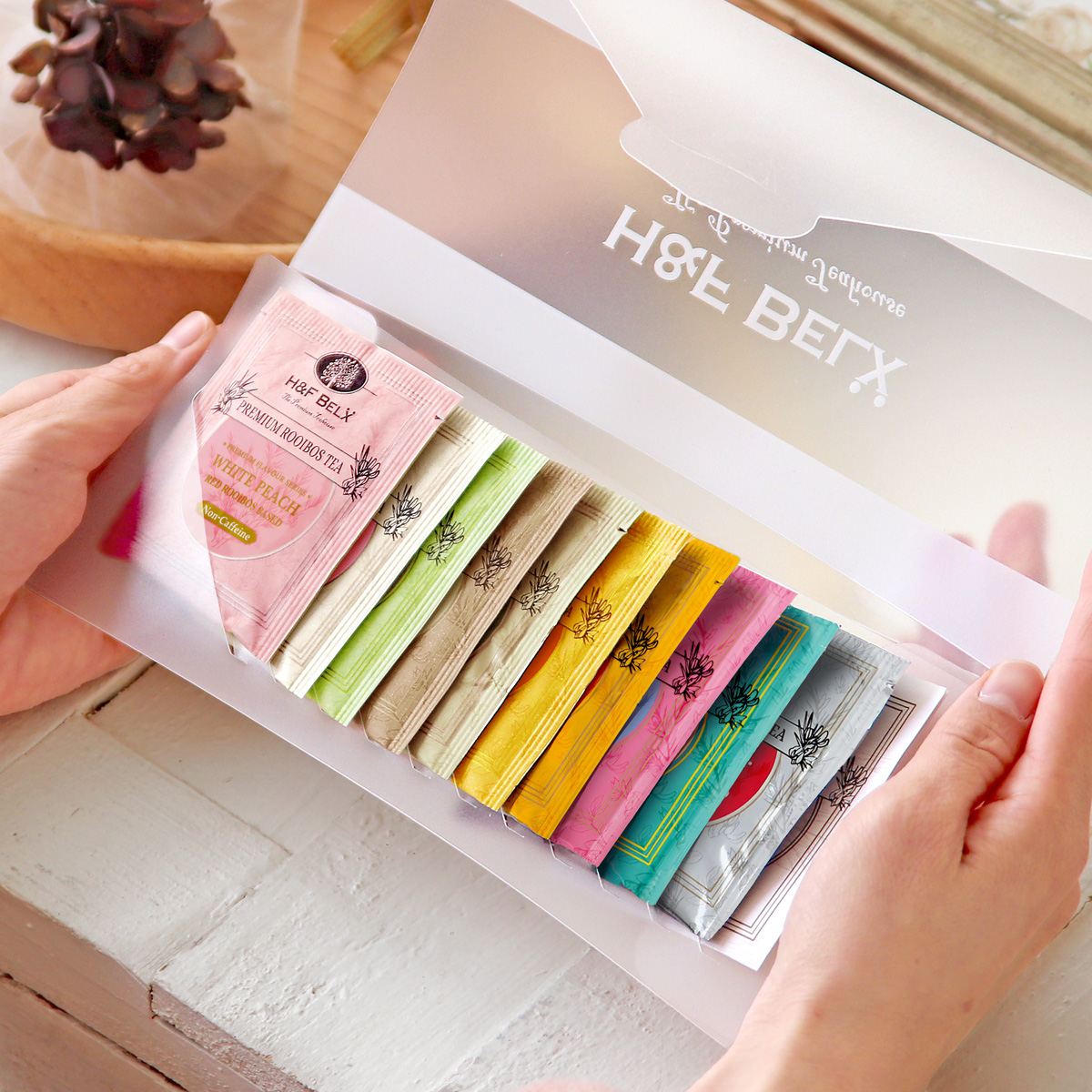 ���C�{�X�e�B�[�i�^�O�t���e�B�[�o�b�O�V���[�Y�j